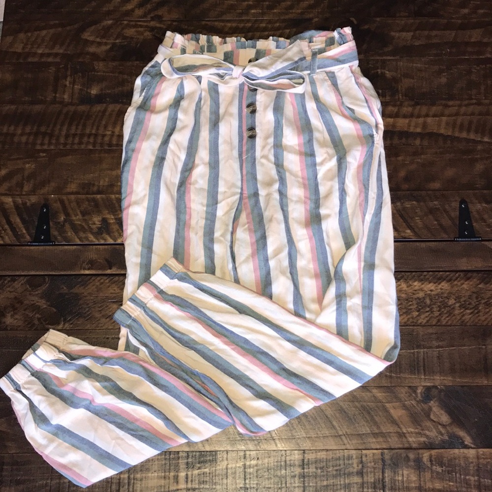 Striped pants with elastic and tie waist